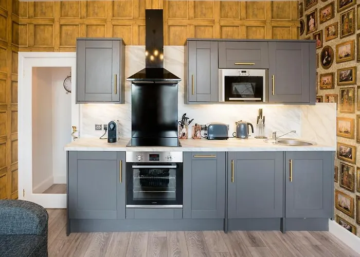 West Bow - Magical Harry Potter-inspired Flat Near Castle