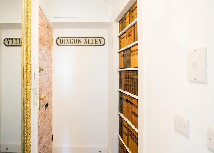 West Bow - Magical Harry Potter-inspired Flat Near Castle شقة إدنبرة