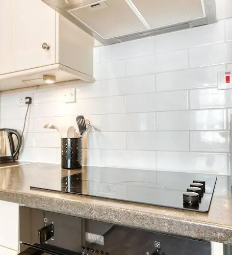 West Port - 2br In The Heart Of The Old Town Just Off The Grassmarket Edinburgh