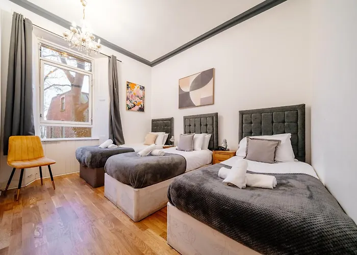 Monty's - 10 Guests 7 Beds Centre * Edinburgh