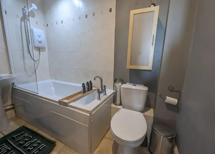 Cosy 1 Bedroom Flat Close To Centre