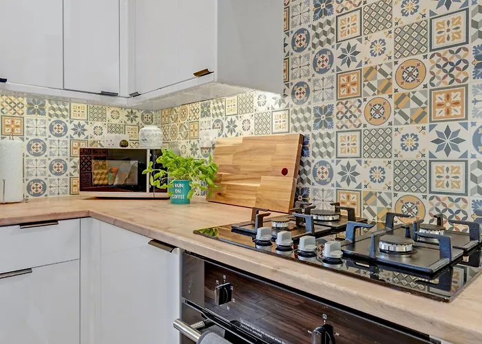 Stylish 2-bed Garden