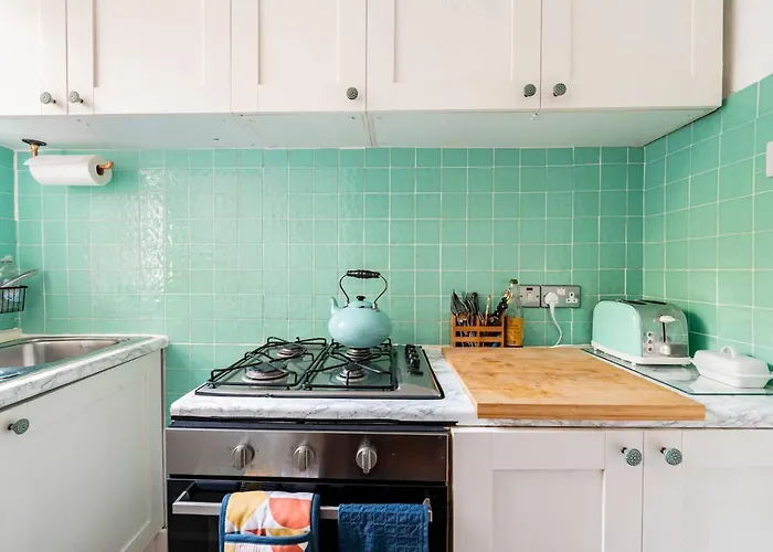 Edinburgh, Deanvillage Cosy Hideaway 爱丁堡