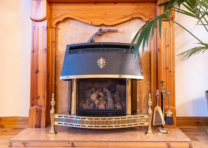 Bright, Spacious House Edinburg