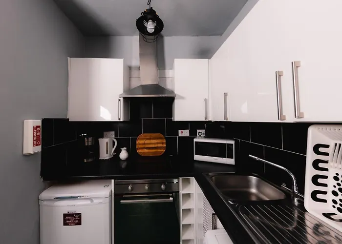 Calm, Cosy & Near Meadows 10 公寓