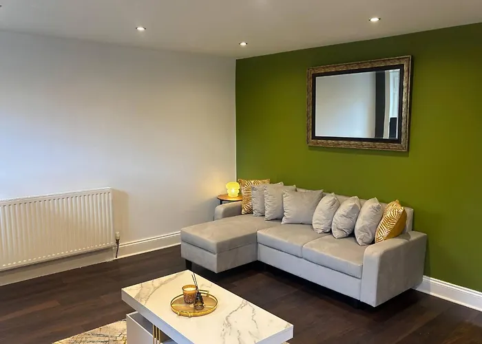 Lovely Quiet Flat Near Centre *