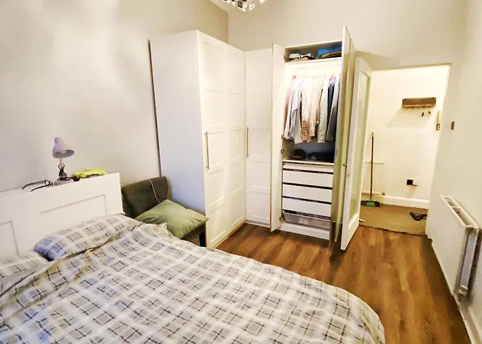 公寓 Two-bedroom Retreat Close To Sites 爱丁堡