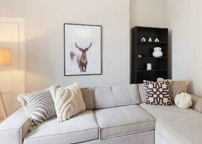 Apartment Cosy Stylish Flat - Pass The Keys *