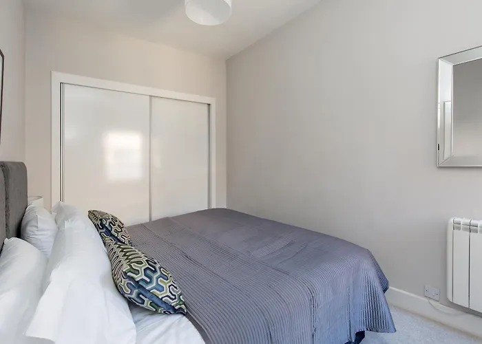 Grassmarket Modern Two Bedroom 아파트 에든버러