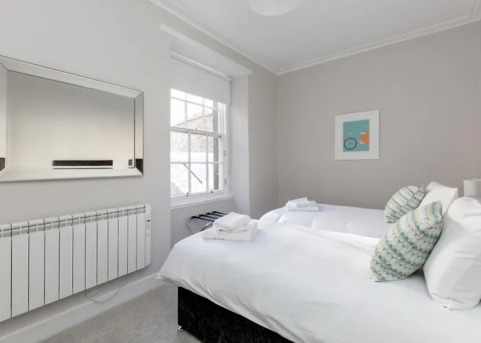 Grassmarket Modern Two Bedroom 아파트 에든버러