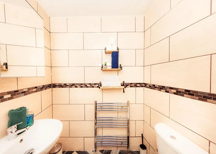 公寓 Calm, Cosy & Near Meadows 10 *