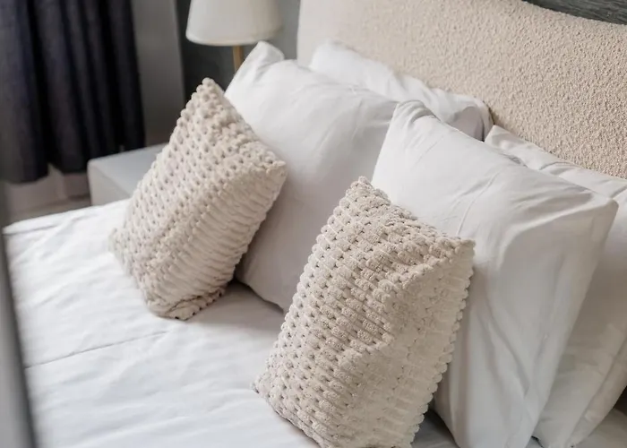 Apartamento Bright Sleep 4 15 Minute Centre Free Parking Neaby