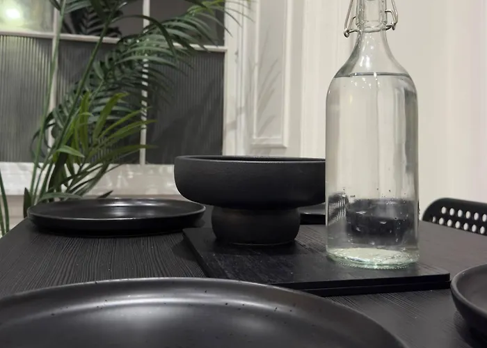 Cosy Modern On Leith Walk エディンバラ