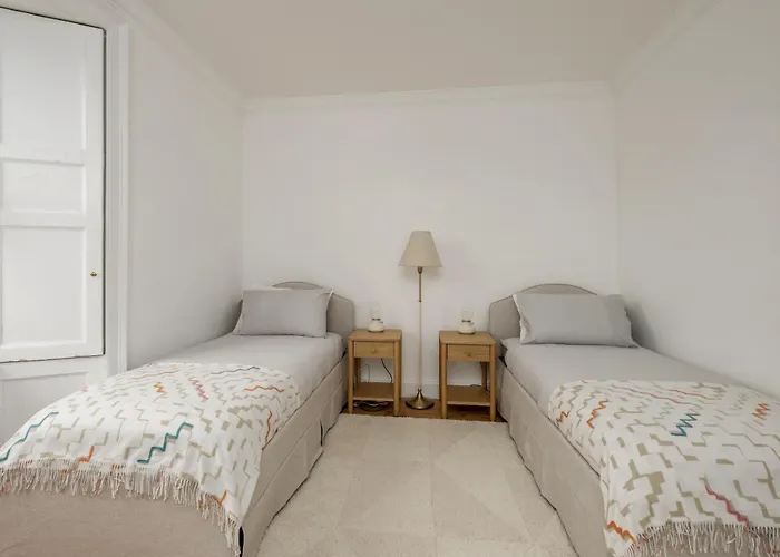 Apartment Elegant 2-bedroom In New Town Near Princes Street *