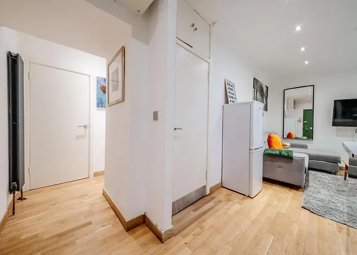 Milton's Place Sleeps 5, 10 Minutes Walk To Royal Mile *