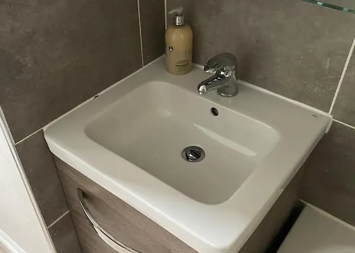 Charming Flat For Couples & Families エディンバラ