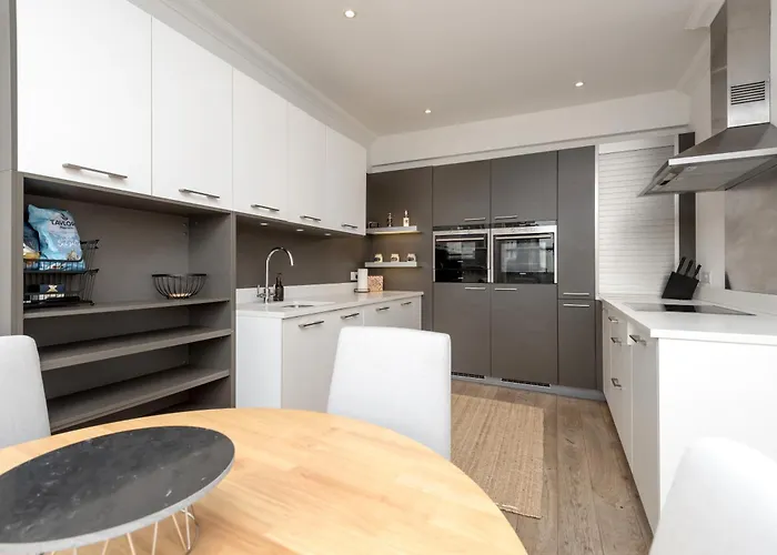 Apartment Elegant 2-bedroom In New Town Near Princes Street *