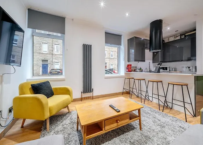 Milton's Place Sleeps 5, 10 Minutes Walk To Royal Mile * Edinburgh