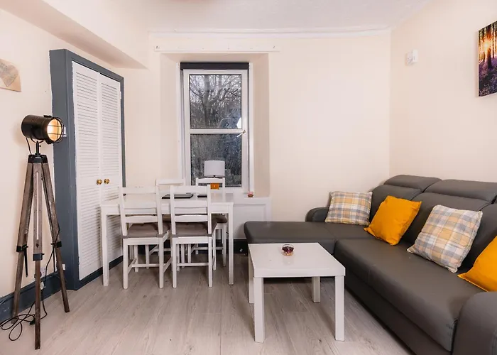 公寓 Charming And Spacious Getaway 3