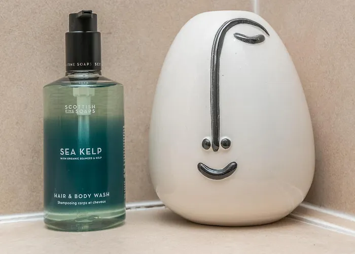 Georgian Elegance With Patio Garden West End - Pass The Keys إدنبرة