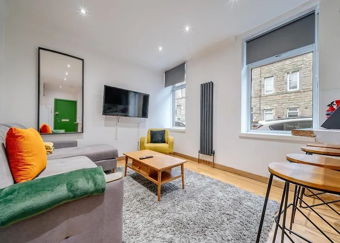 Daire Milton's Place Sleeps 5, 10 Minutes Walk To Royal Mile