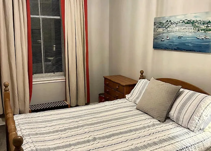 Lovely Sunny 2 Bed Coast Apartament Edynburg