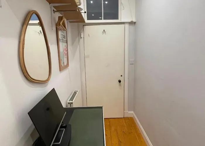 Apartamento Charming Flat In Beautiful Area