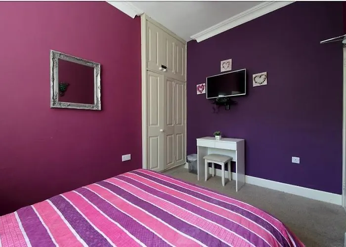 Drumdryan Ground Floor Roomz Hotel