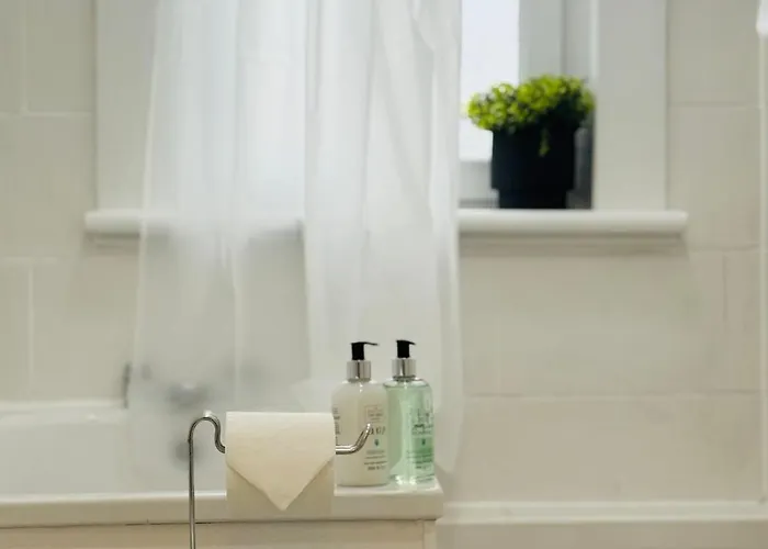 Classic Centre * Edinburgh