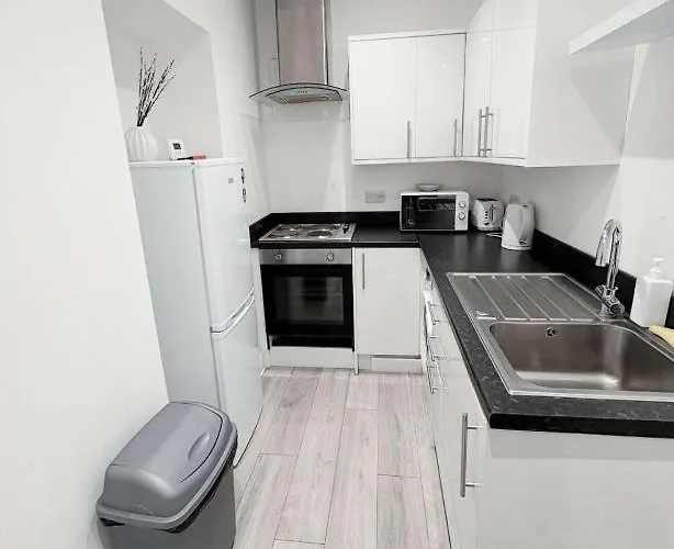 Apartment Modern Montgomery