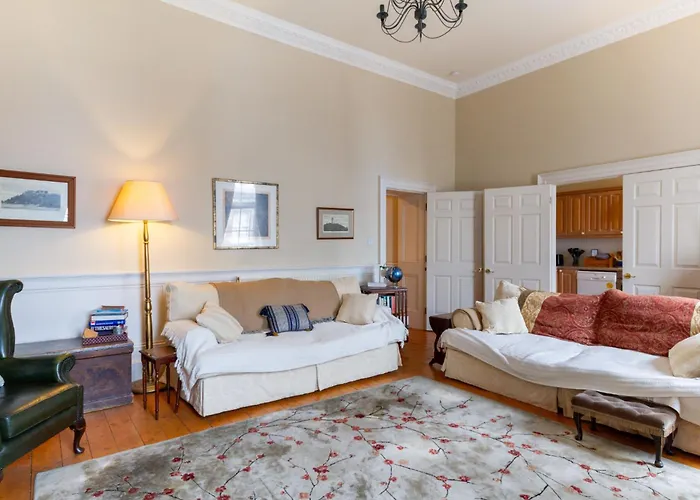 Regal 2bd Georgian Flat In The Heart Of *