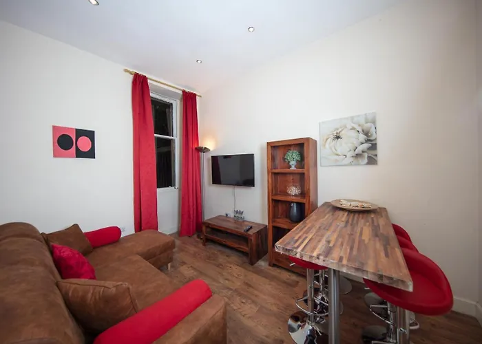 Lovely By The Calton Hill A Apartment Edinburgh