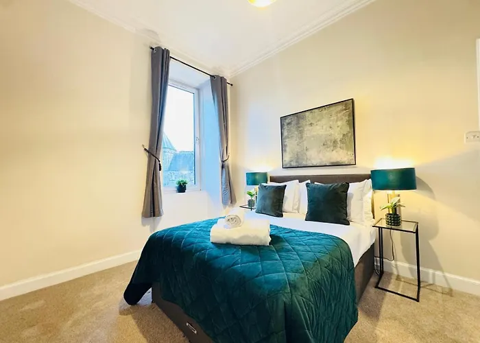 Classic Centre * Edinburgh