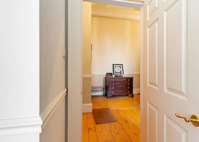 Regal 2bd Georgian Flat In The Heart Of Apartment Edinburgh