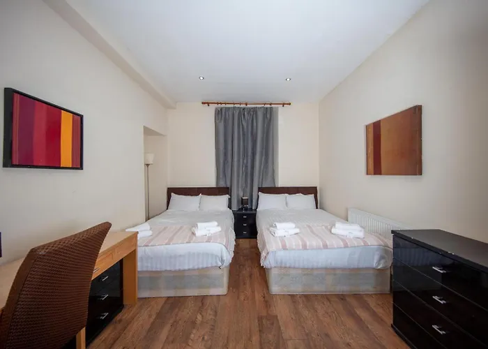 Lovely By The Calton Hill A Apartment *
