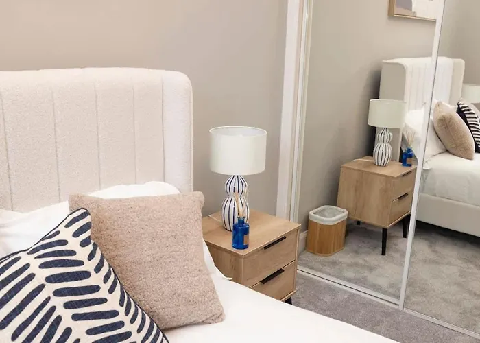 1 Bed In The Heart Of Grassmarket With Castle Views * 爱丁堡