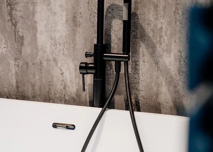 Apartment Duplex Penthouse - 11 Guests 7 Beds 15' Centre *