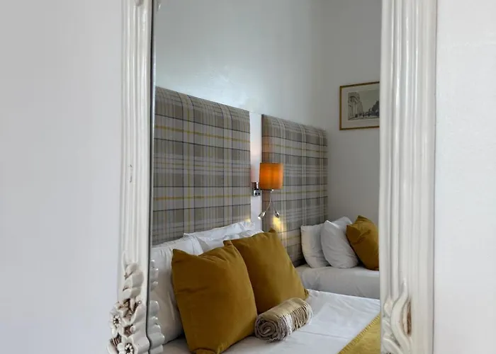 Edinburgh37 Hotel 4*