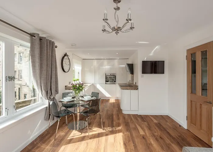 Gilmour's Entry Apartment