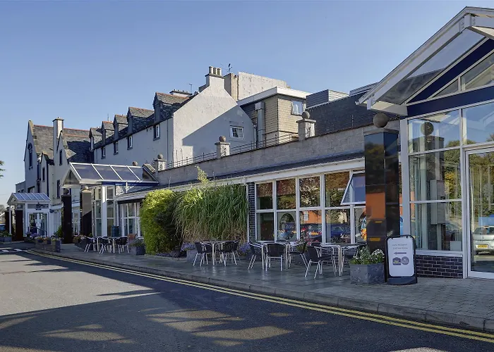 Western Kings Manor 3*