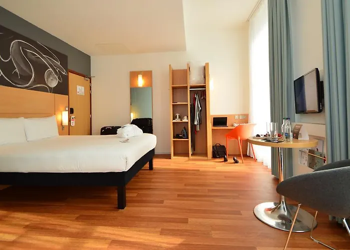 Ibis Centre South Bridge - Royal Mile Edinburgh