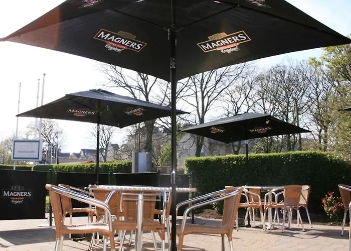 Hostel Victoria Park House