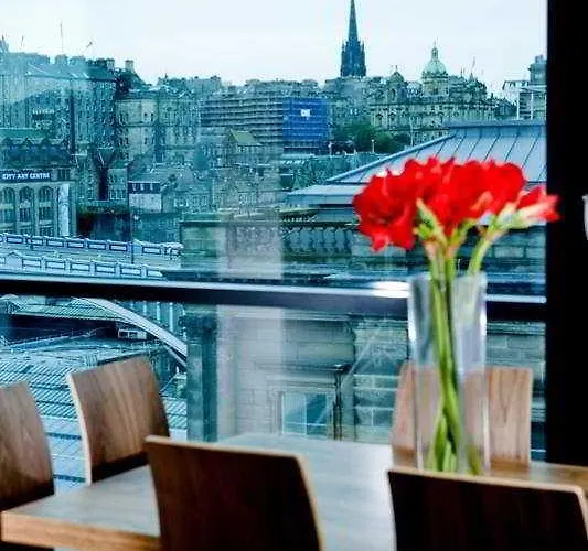 Aparthotel Princes Street Edinburgh