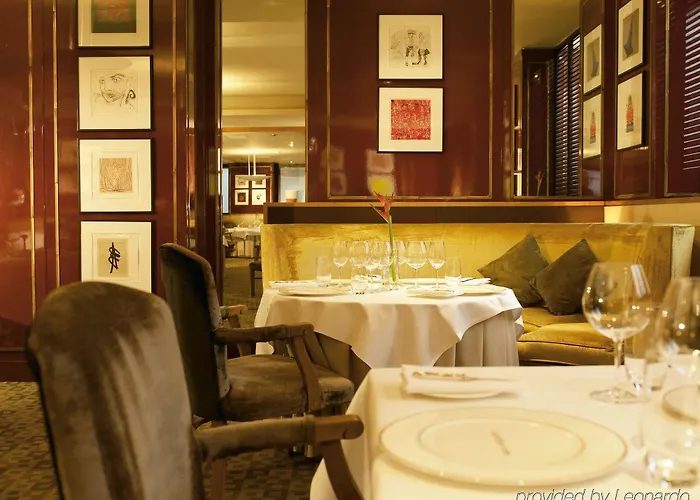 The Balmoral Hotel 5*