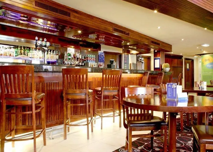 Express Centre By Ihg