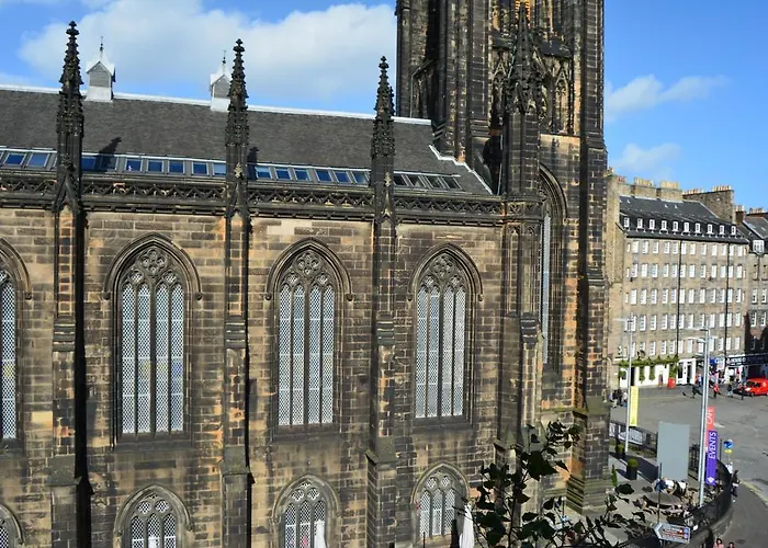 Royal Mile Elegance - Space & Luxury אדינבורו