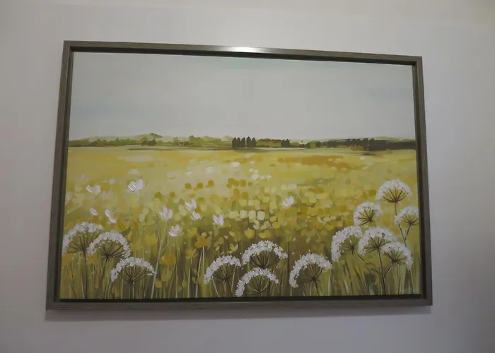 بيت ضيافة Thornfield Guest