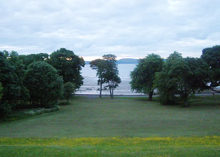 Almond House Guest house Edinburgh