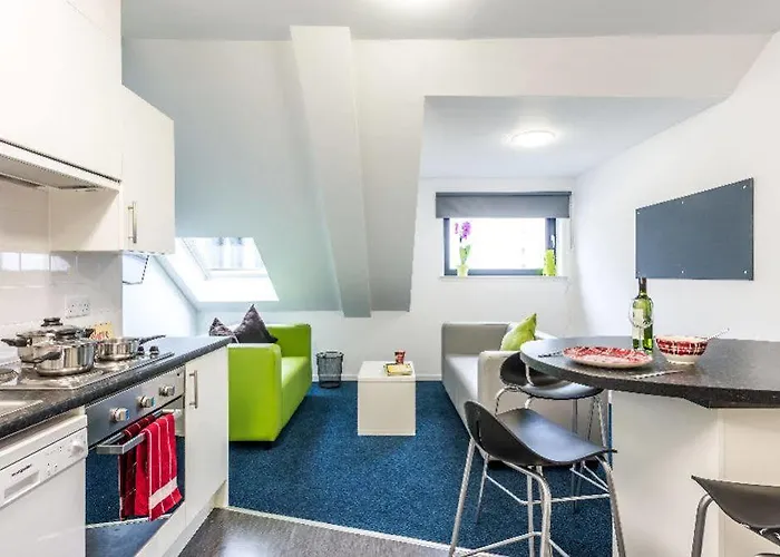 Destiny Student - Shrubhill Appartement *