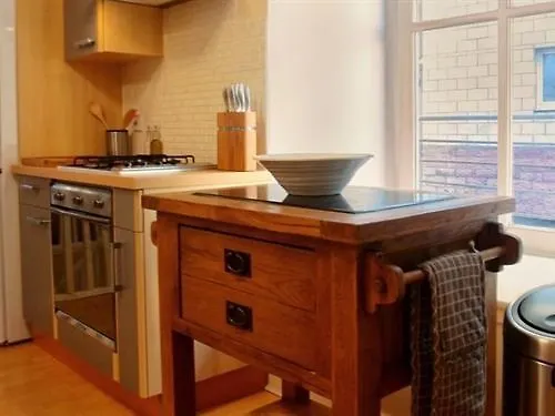 The Ice House Apartment